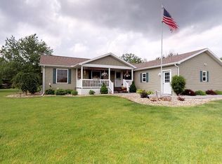 851 Wildwood Dr, Willard, OH 44890