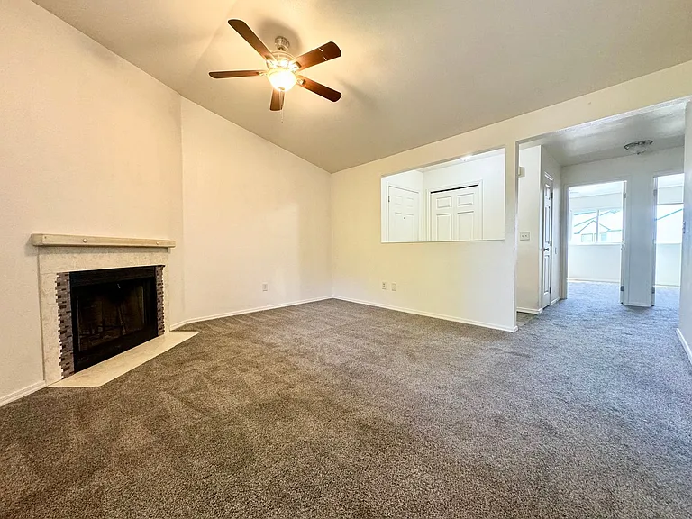 Susan Lane 4-plex — Photo 11