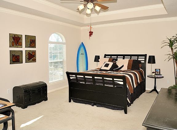 4th image of 2607 Shady Acres Ct