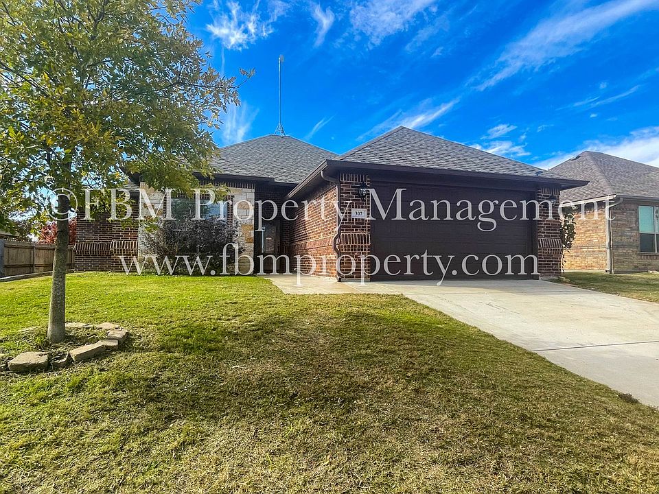 1st image of 307 Centenial Ave