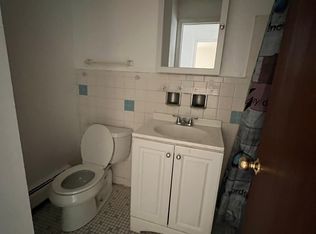 9229 Sally Ln, Schiller Park, IL 60176