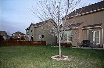 3rd image of 5722 Brockway St