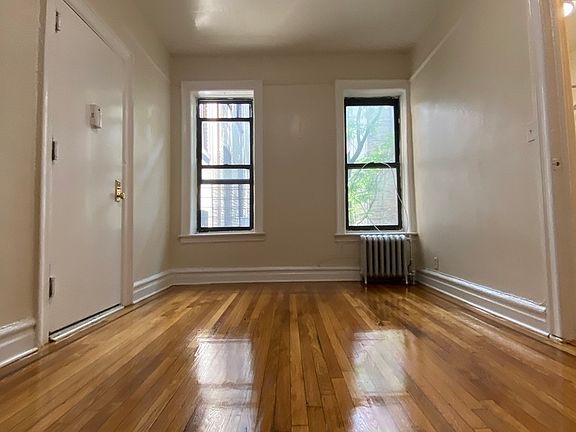 5th image of 2111 Beekman Pl APT 4J