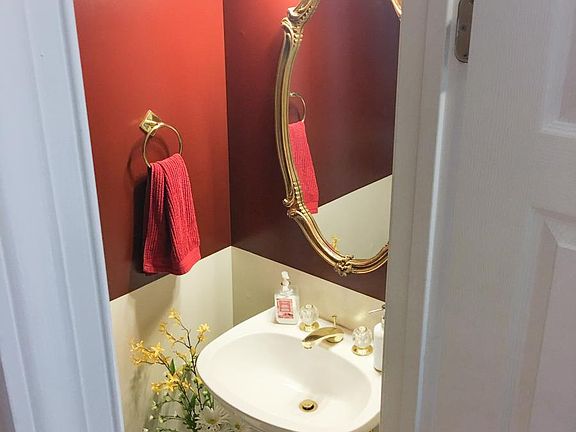 Foyer Powder Room