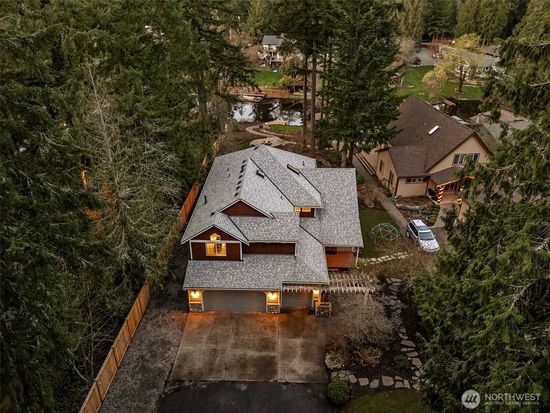 22426 SE 300th Street, Black Diamond, WA 98010