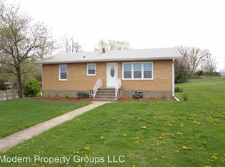 2404 Oakland Gravel Rd #R, Columbia, MO 65202