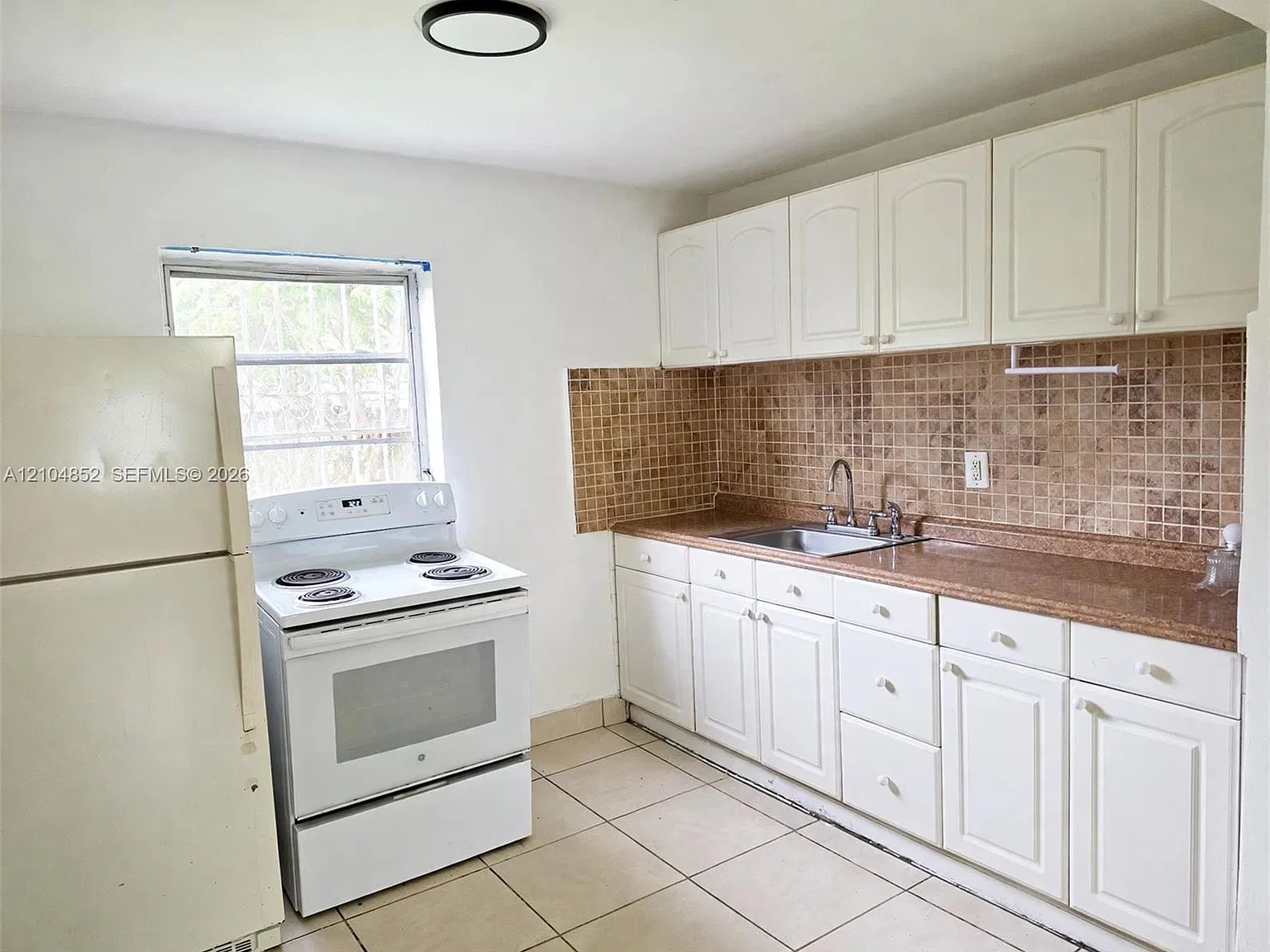 Playland Estates Sec 1 — Photo 2