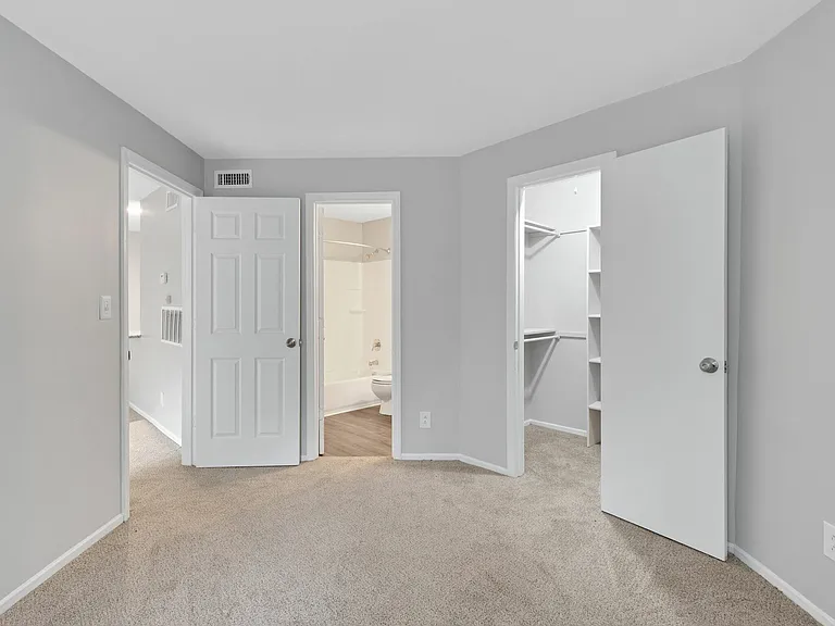 The Randolph- 1 Bed, 1 Bath