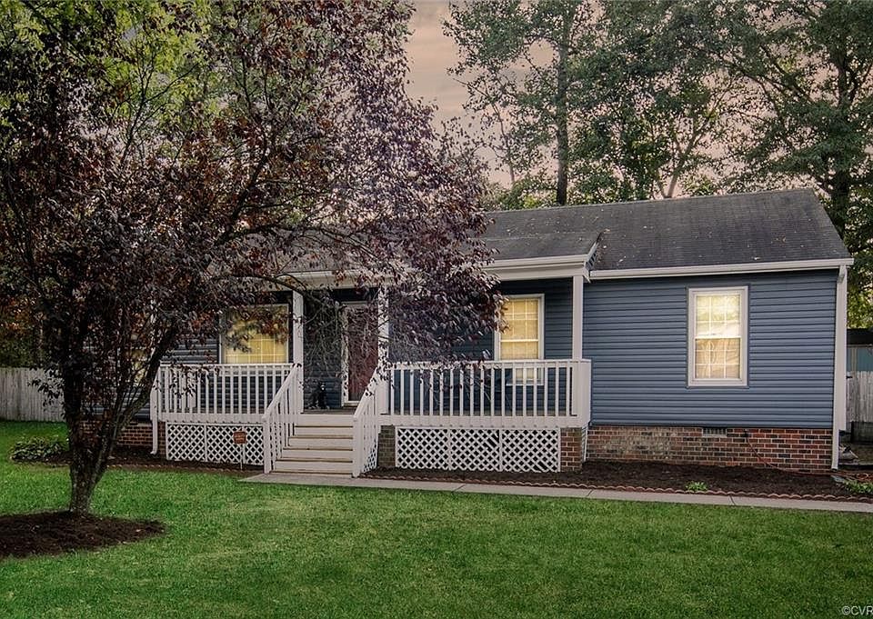 1st image of 2415 Laurandrew Cir