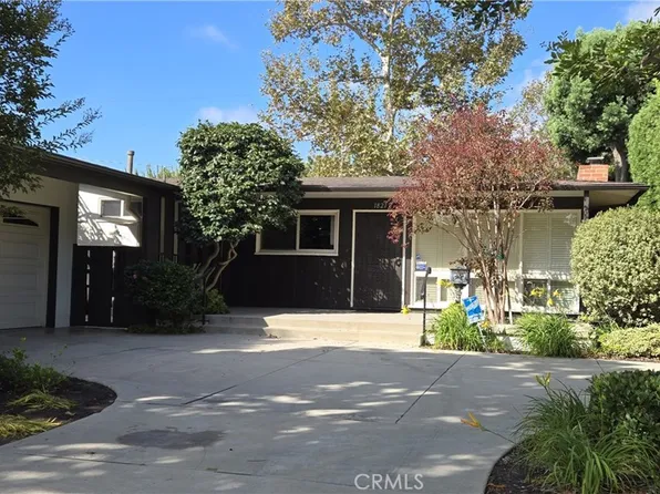 1821 N College Pl, Long Beach, CA 90815