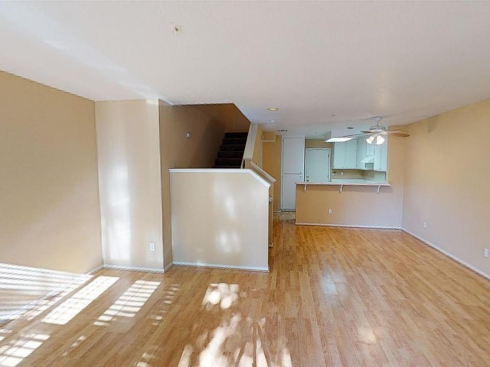 1st image of 2216 Sudbury Ct