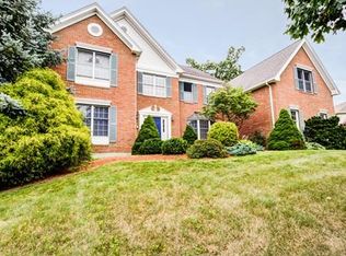 18 Faulkner Rd, Shrewsbury, MA 01545