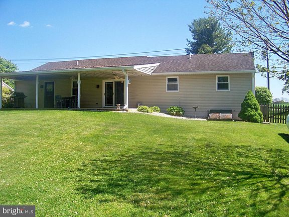 4th image of 32 Green Acre Rd