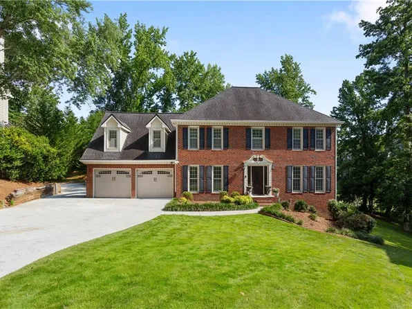 1726 Brookstone Way NW, Acworth, GA 30101