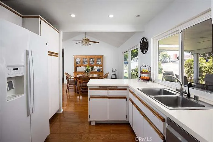 17901 Martha Anne Dr — Photo 4