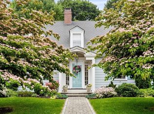 40 Londonderry Rd, Marblehead, MA 01945