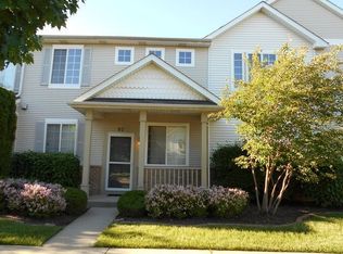 97 Strawflower Ct, Romeoville, IL 60446