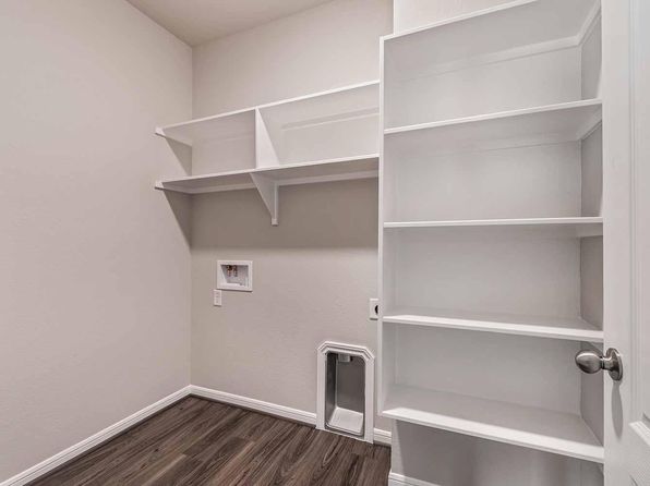 7421 Garden Glen Dr