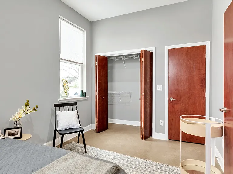 2105 Union Ave — Photo 11