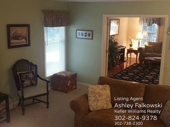4th image of 101 Elma Dr