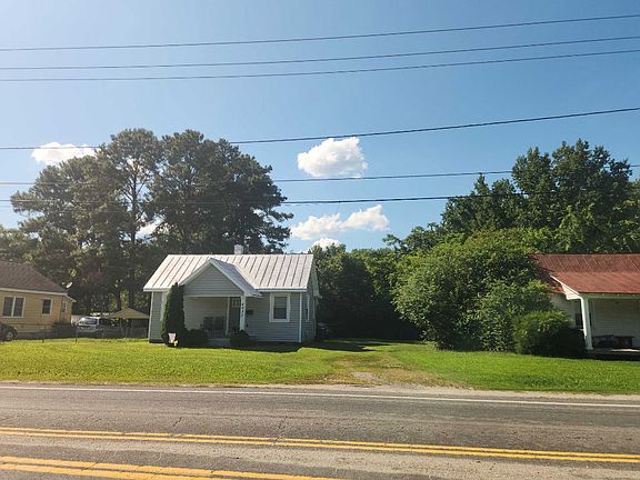 4th image of 4032 River Rd