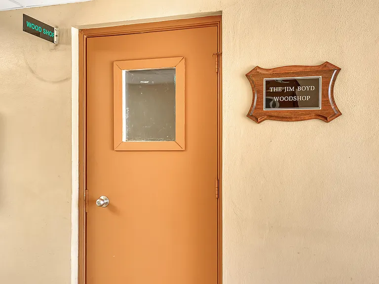 2747 Dudley Dr E #D — Photo 37