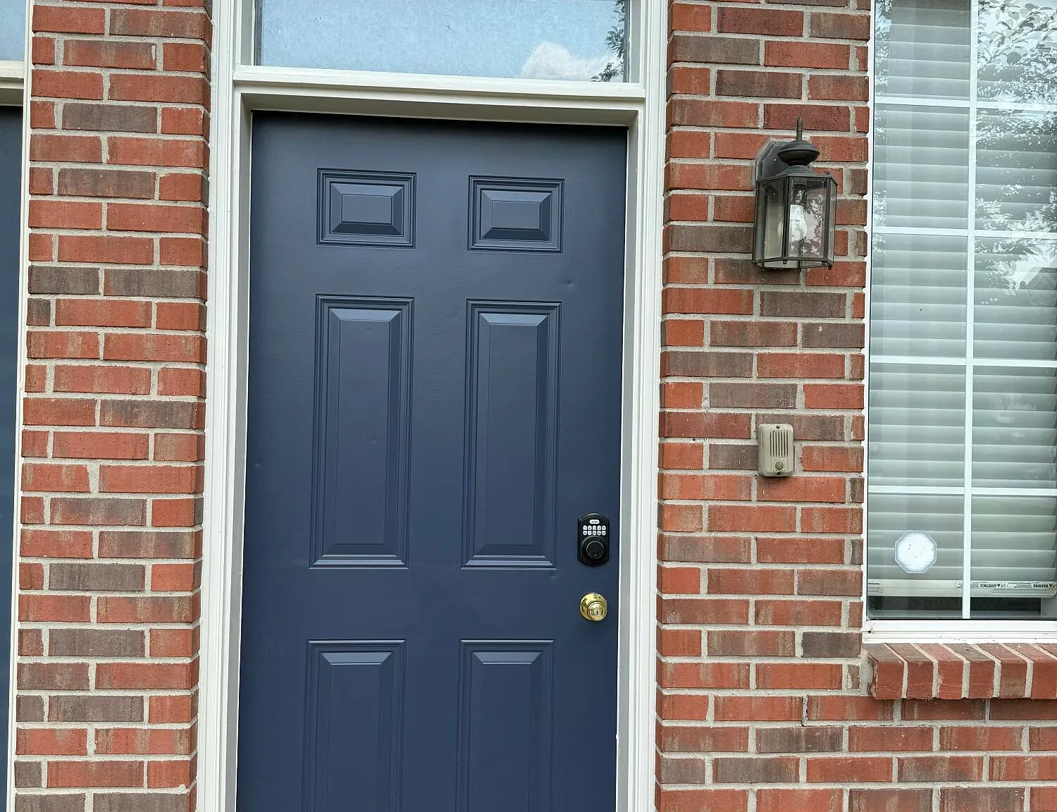 2 bed, 2.0 bath, 1592 sqft, $1,990 — Photo 3