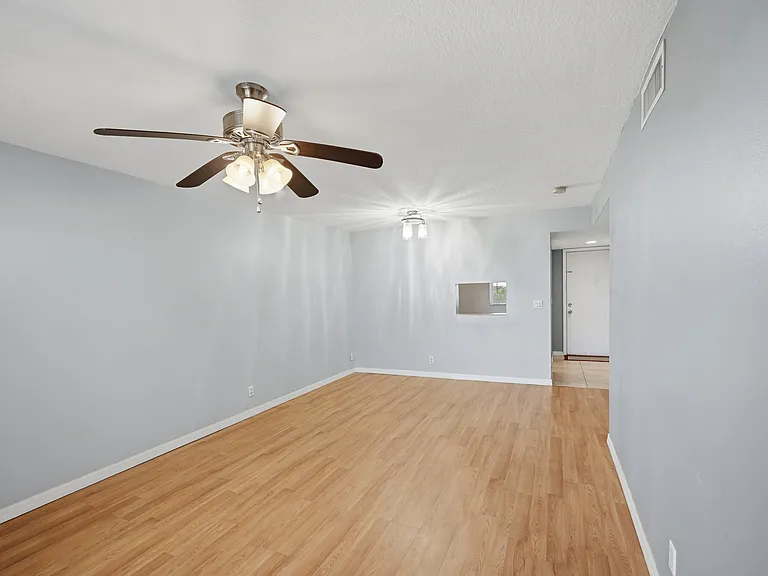 130 NE 26th Ave #4090 — Photo 11