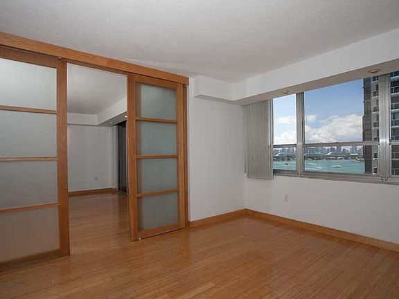 3rd image of 11 Island Ave APT 1405