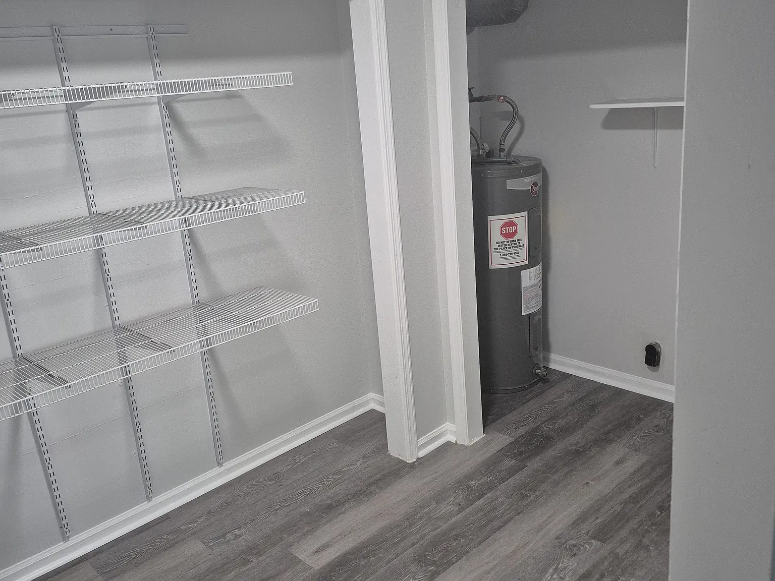 2 bed, 1.5 bath, 1136 sqft, $1,380 — Photo 3