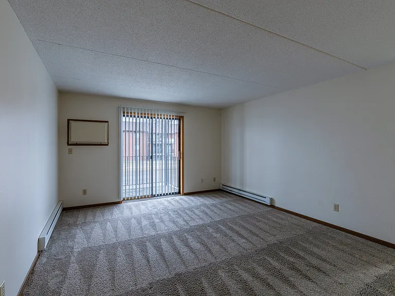 Fargo, ND France Apartments | Living