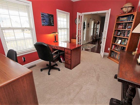 5th image of 30 Regal Valley Ct