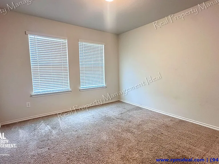 3977 Winding Hollow Dr — Photo 17