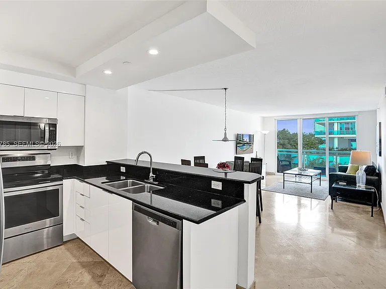 6917 Collins Ave #503 — Photo 11