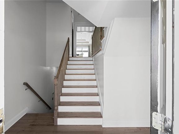 3rd image of 1165 Concord Rd SE