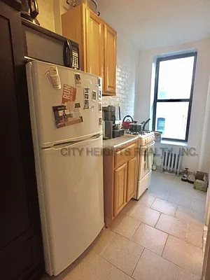 Rented by City Heights Realty | media 34