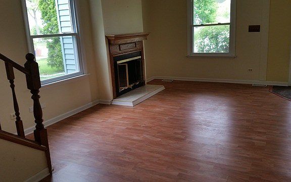 3rd image of 30W201 Cynthia Ct