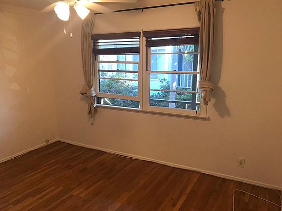 3rd image of 309 Rose Ave #309