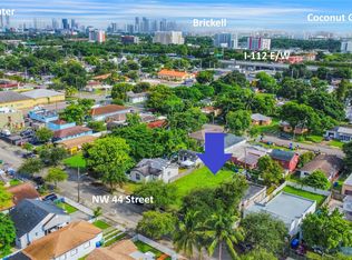 1762 NW 44th St, Miami, FL 33142