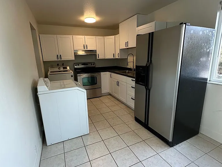 768 N Redwood Rd #12 — Photo 6