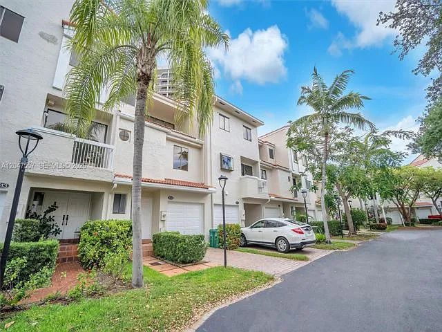 21391 Marina Cove Cir #14-K — Photo 12