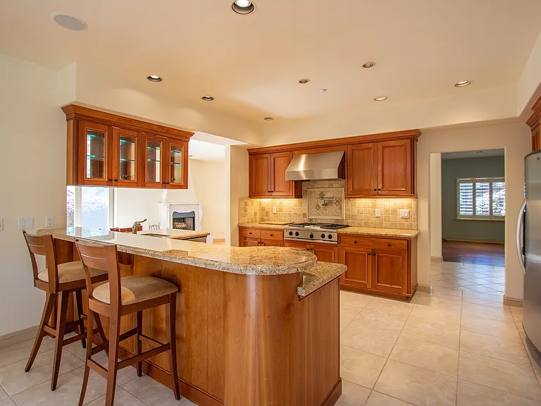 111 Misty Ct — Photo 14