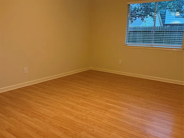 17314 Glenmorris Dr — Photo 19