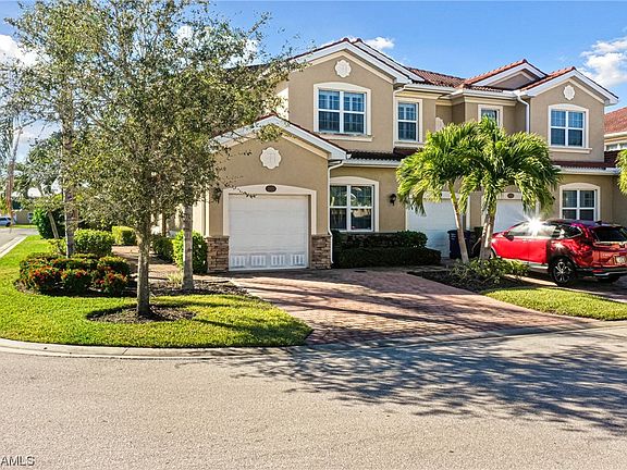 2nd image of 8501 Oakshade Cir Unit 201