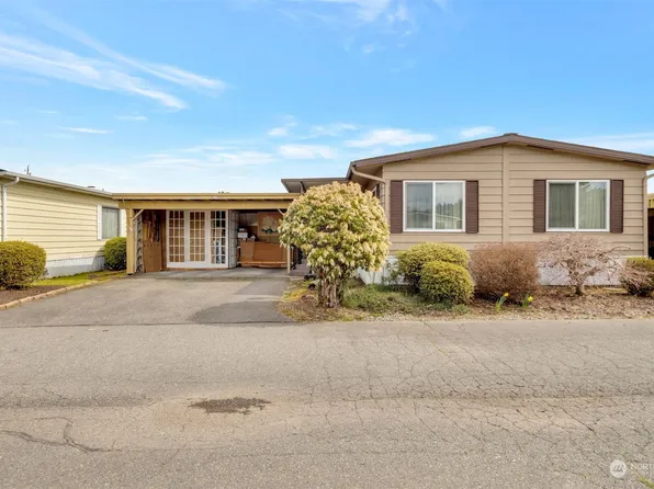 3127 40th Court E #9, Tacoma, WA 98443