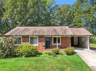 886 Perimeter Rd, Dawsonville, GA 30534