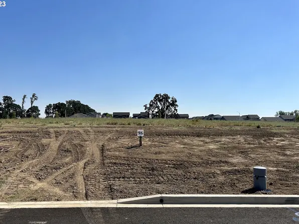 1554 NW Jason Ct #96, McMinnville, OR 97128