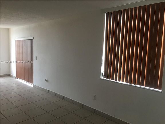 4th image of 13455 NE 10th Ave APT 206