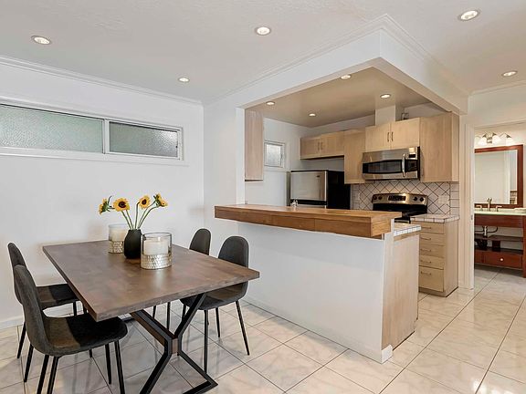 5th image of 26664 Seagull Way Unit B204