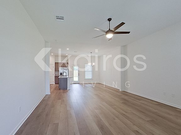 5th image of 200 Acoustic Ln